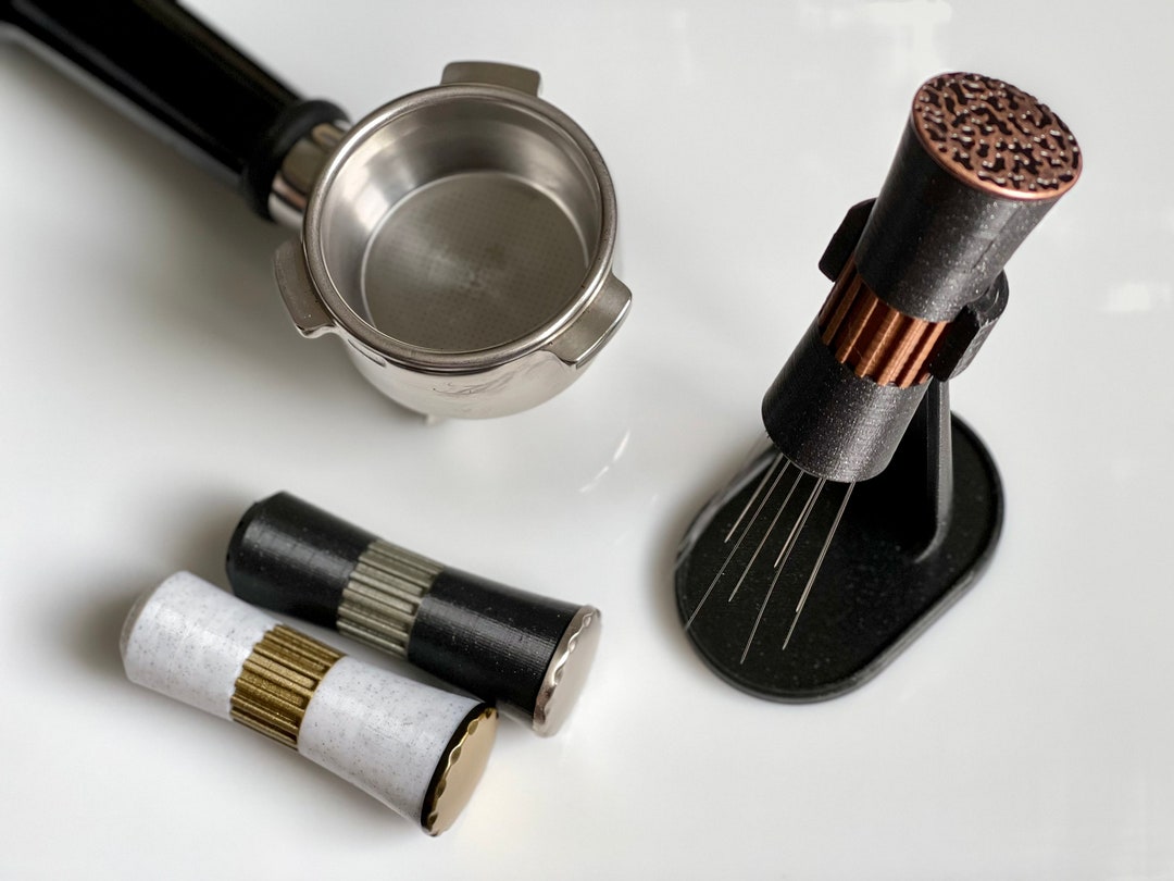 Wdt Tool Per Caffè Espresso: 8 Aghi In Acciaio INOX Da 0,3 Mm Con Manico In Alluminio – Rompi I Grumi E Prepara Un Espresso Perfetto!