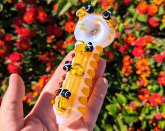 Pink Bee Pipe / Glass Pipe / Pipes / Glass pipes
