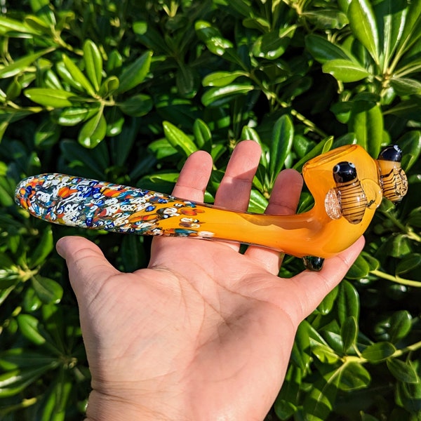 Honey Bee Pipe/ Glass pipe/ Glass Pipes/ Pipes