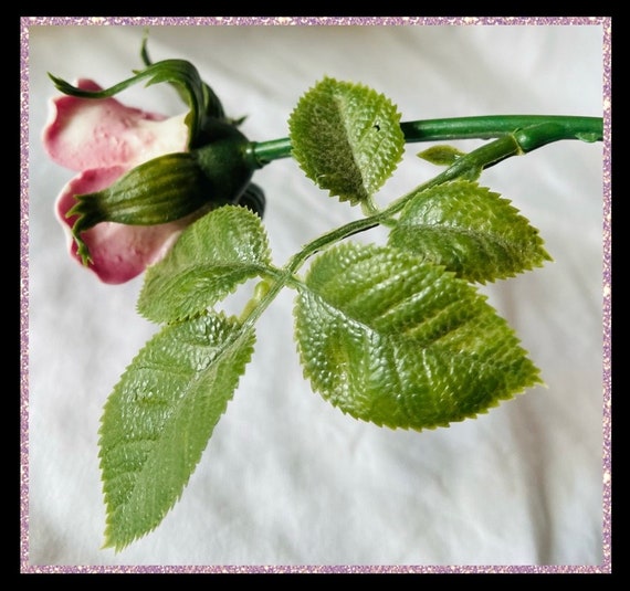 Vtg Porcelain Pink Roses - White Pink Roses Long Stem - Bone