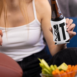 F ** k IT Dose / Flasche Coozie, lustige Dose Koozie, Vorratsdose, sarkastische Dosenkühler, handgefertigte Geschenke, Bier Huggies, Dosenhülle