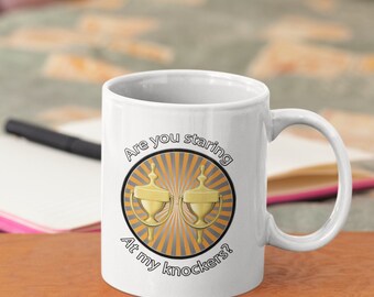 Starrst du mir auf die Brüste?, lustige Kaffeetasse, lustige Kaffeetasse für Frauen, kleines Geschenk, Weihnachtsgeschenk für die Ehefrau