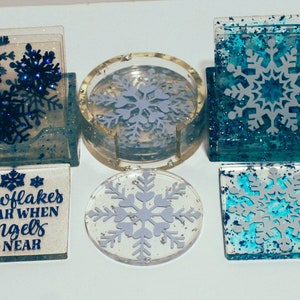 Snowflake Resin Coaster Set of 4 with Matching Coaster Holder • Unique Snowflake Coasters • Holiday Coasters •Winter Coasters