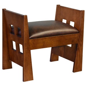 PrairieFurnitureShop - Mission Style Oak and Leather Foot Stool - Model A31