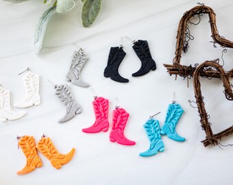Pendentifs pour bottes de cowboy tendance | Boucles d'oreilles en pâte polymère | Boucles d'oreilles Minimal | Fait main | Hypoallergénique | Léger