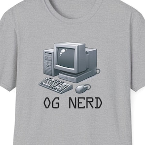 Vintage Design OG Nerd Computer Tech Retro Softstyle Shirt