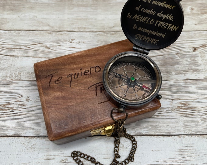 Customizable Compass with Personalized Message - Perfect for Travelers and Explorers