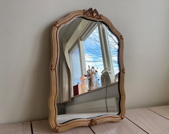 Jufhamvintage- Antique mirror-  wall mirror in a golden frame