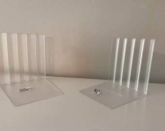Jufhamvintage- set of two vintage Ikea Bokis plastic bookends- designed by M. Hagberg en K. Hagberg for Ikea. 1999
