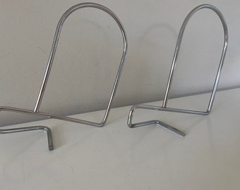 jufhamvintage- set of two vintage book ends made of wire metal after a design of Kajsa & Nisse Strinning for String and Ikea- Ikea bookend
