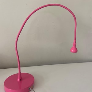 Jufhamvintage- Vintage IKEA Jansjo Desk Lamp - Flexible and adjustable pink reading lamp- Designers Efverlund / Jelinek for Ikea
