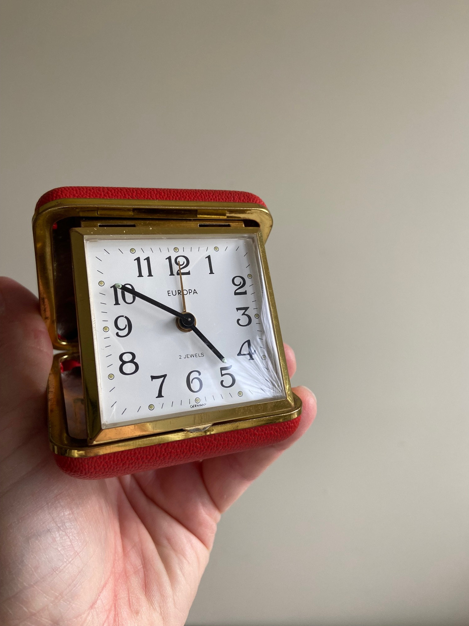 Jufhamvintage- 60s Travel Alarm Clock - Europe Two Jewels Clock in