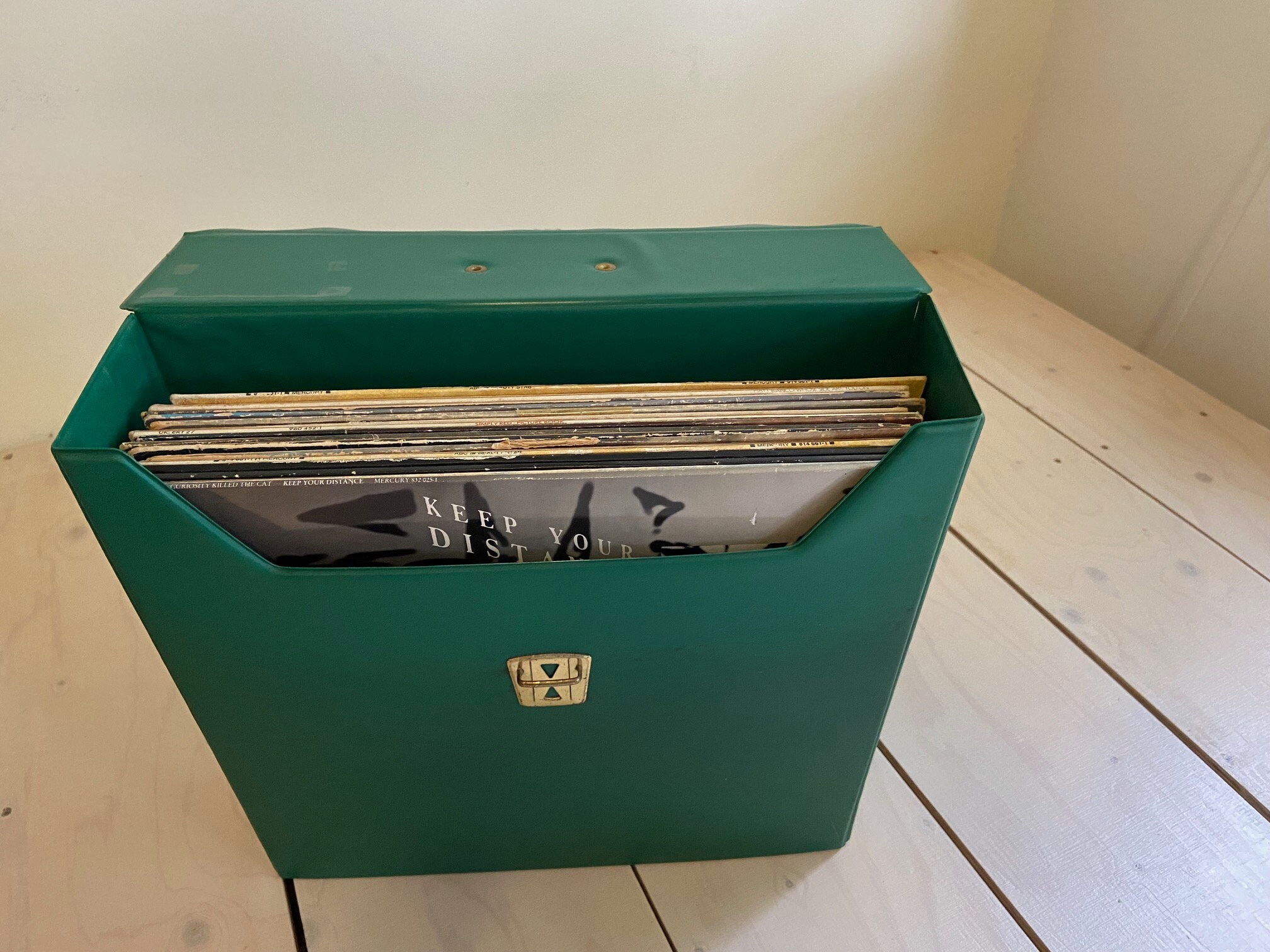 Vinyl LP Record Storage Chelle System Stackable Crates 