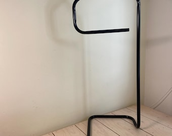 Jufhamvintage- vintage black metal Ikea dressboy- metal clothes stand- postmodern dress buddy- 80s towel rack