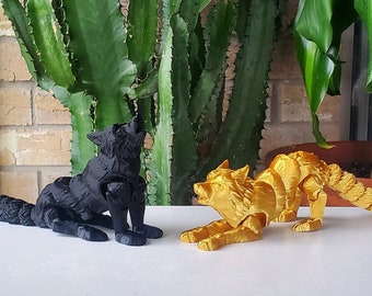 Unique Articulated 3D Printed Wolf Flexible Poseable Howling Wolf Animal Figurine 3D Print Fidget Desk Toy