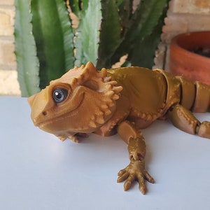 Realistic 3D Printed Articulating Bearded Dragon Toy Bearded Dragon Flexi Reptile Lizard 3D Printed Animal