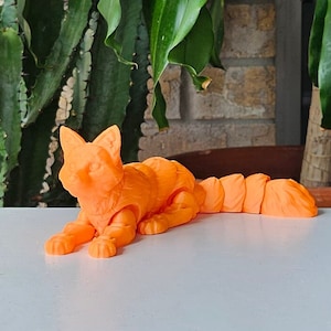 Handcrafted 3D Printed Articulated Flexi Fox Fidget Toy Unique Fox Figurine for Stress Relief 3D Printed Therian Animal Sculpture Orange