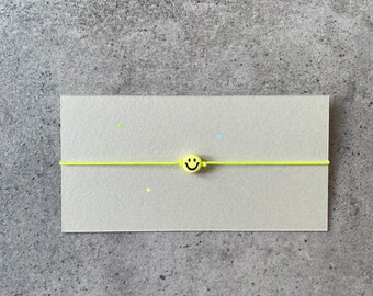 Fine nylon bracelet Smiley neon yellow // Friendship bracelet // Good mood to-go