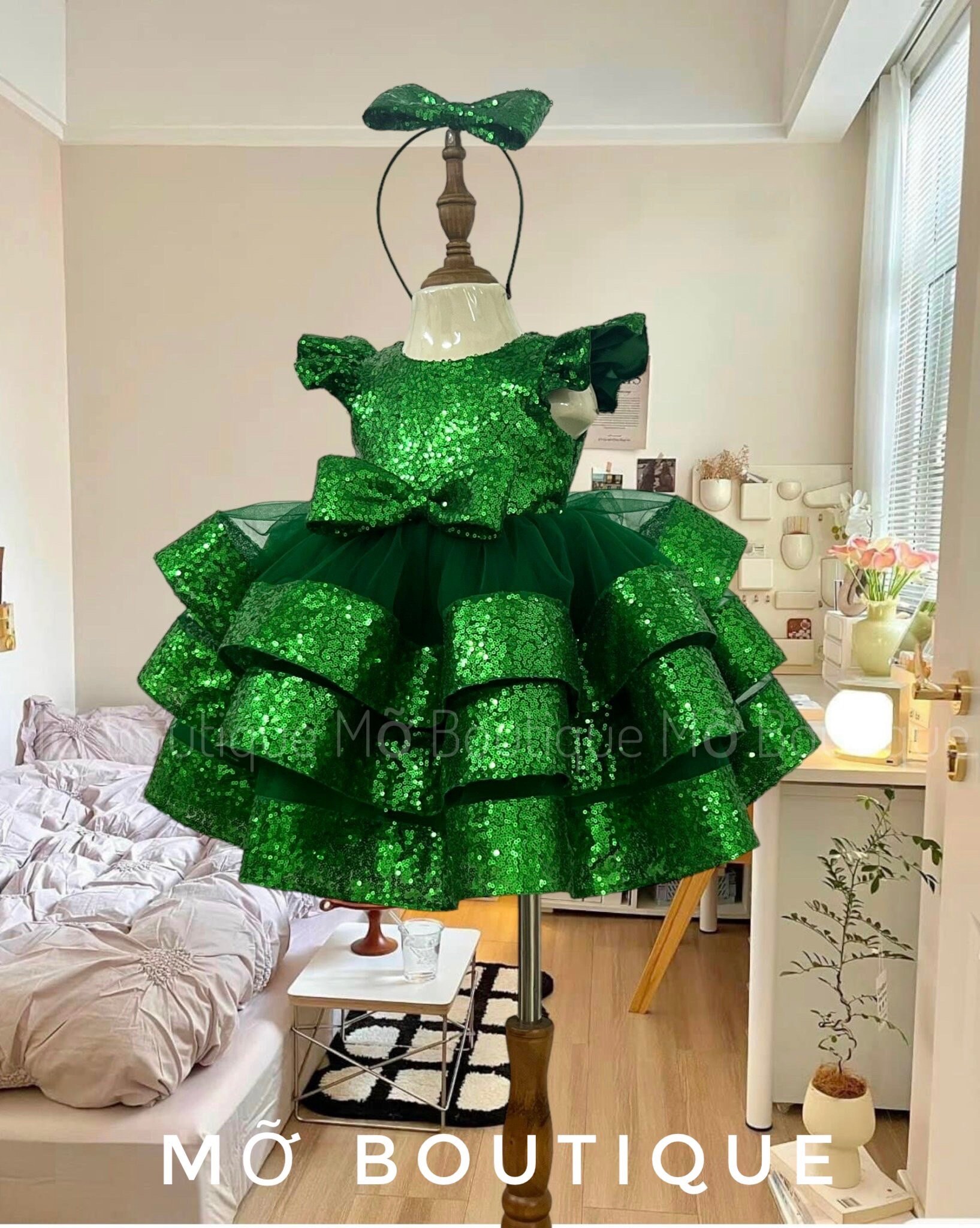 Luxury Multi Layers Girl Dress With Sparkling, Elegant Baby Green Dress
