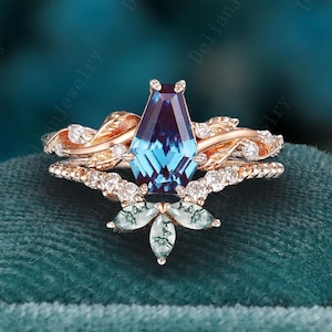Vintage Coffin Alexandrite Engagement Ring Set Rose Gold Ring Art Deco Leaf Alexandrite Wedding Ring Set June Birthstone Anniversary Gift