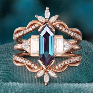 Vintage Hexagon Alexandrite Engagement Ring Set Rose Gold Alexandrite Ring Set Art Deco Enhance Moissanite Stack Wedding Band Unique Gift