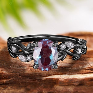 Vintage Oval Cut Alexandrite Engagement Ring Gothic Black Gold Alexandrite Wedding Ring Art Deco Bridal Ring Promise Ring Anniversary Gift