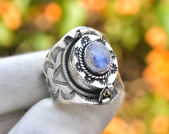 Poison Ring , Snuff Ring , Openable Ring , Silver Box Ring , Oval Stone Ring , Secret Ring , Poisoner Ring , 925 Sterling Silver Plated