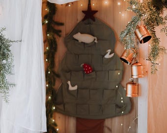 Calendario de Adviento de tela verde con forma de árbol de Navidad: 24 bolsillos, decoración navideña para colgar en la pared