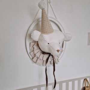 Hanging Animal Head, Bear Wall Art, Bear Head Decoration, Wall Mount Stuffed Animal, Circus Teddy Bear, nursery Decor, Baby Wall Decoration