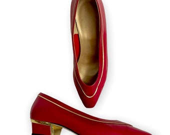 Vintage 80s California Magdesians Red and Gold Low Pumps