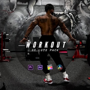 Puede incluir: Un hombre musculoso con pantalones negros y zapatos rojos se encuentra en un gimnasio con pesas y equipo de entrenamiento. El texto "WORKOUT LUT PACK" se muestra en letras blancas sobre un fondo negro.