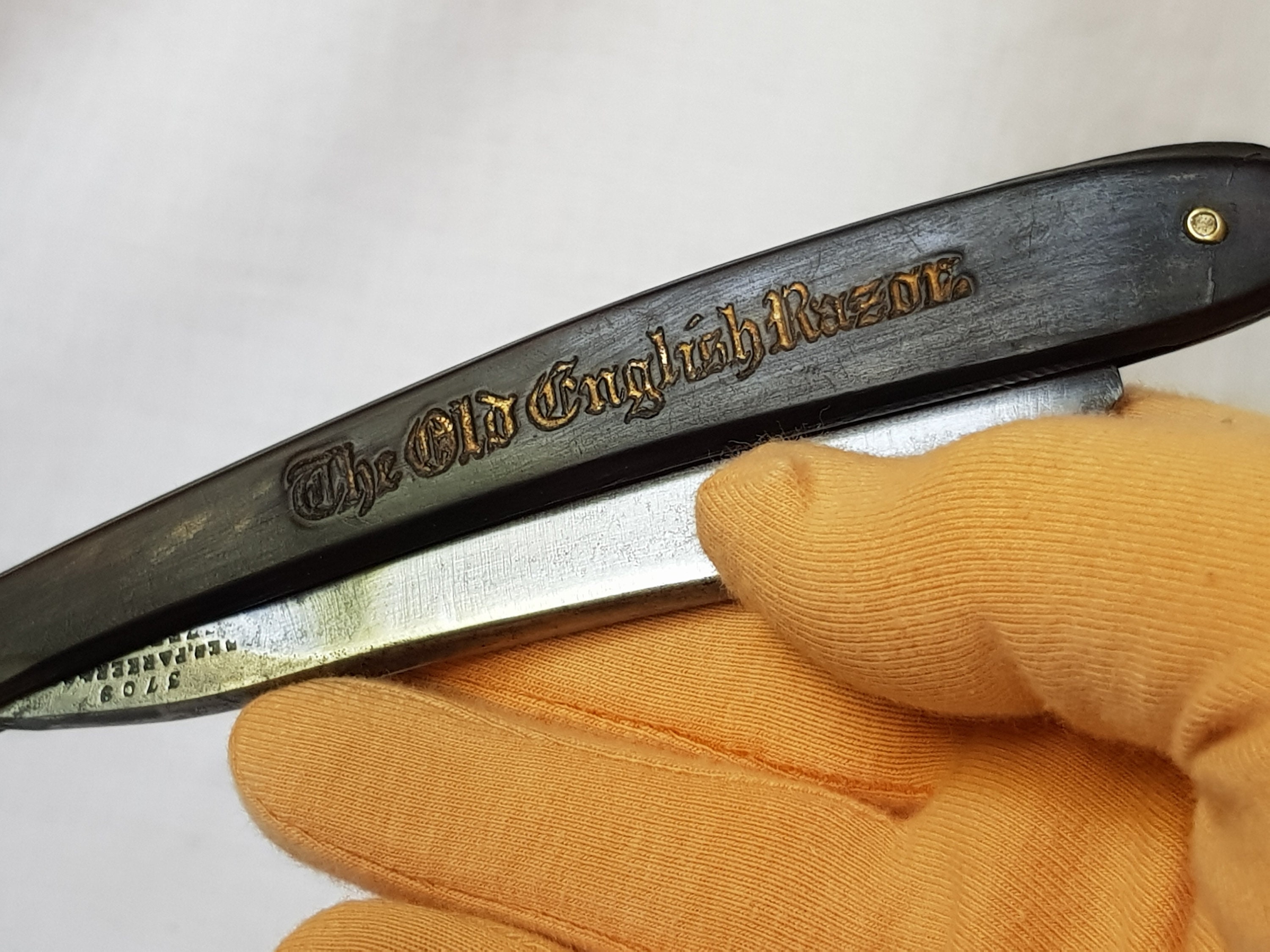 Straight Razor 6/8 Inch, Parker and Sons 3709, Sheffield, England. Rare
