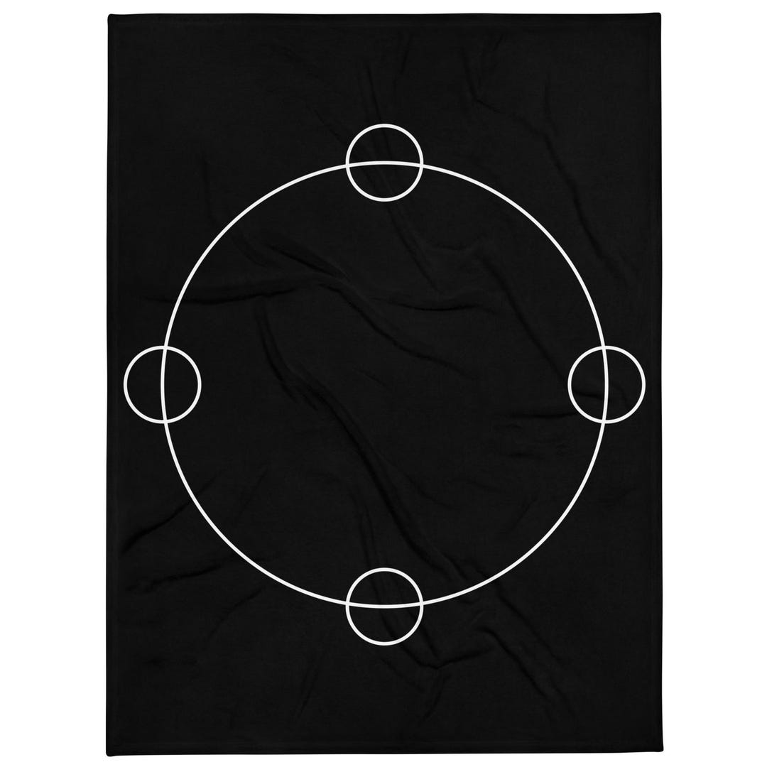 Circle in a Circle Ritual Cloth - Etsy