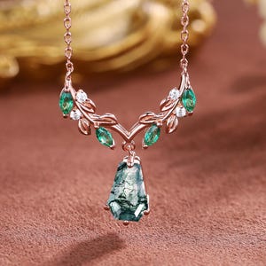 Moss Agate Necklace, 6X9mm Coffin Moss Agate Necklace, Moss Agate Pendant, Unique Gemstone Jewelry, Nature Inspired, Green Agate Necklace