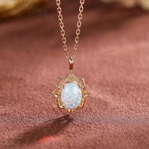 Collar vintage de ópalo blanco ovalado en oro amarillo de 14 quilates, colgante clásico, delicado y personalizado, regalo de aniversario de cumpleaños para mujer