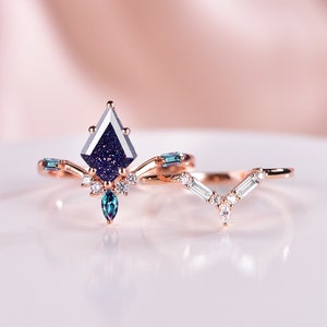 Kite cut blaue Sandstein Ring für Frauen vintage einzigartige Solitär blauer Sandstein Verlobungsring Set 14k Roségold Moissanit Ehering Set