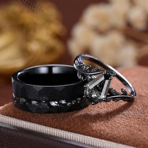 Ensemble de bagues pour couple quartz rutilé noir, alliance pour lui et lui en or noir/tungstène alliance pour couple alliance cercueil