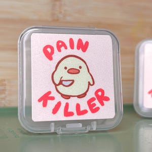 Cute Pill Case for Travel – Mini Medicine Box, Portable Pill Organizer, Small Storage Case for Purse & Pocket
