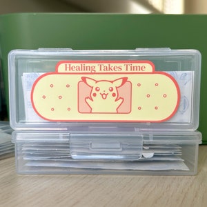 Band-Aid Organizer – Cute Travel First Aid Kit