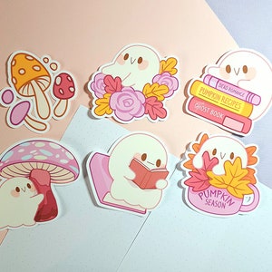 Cozy Ghost Sticker Pack – Witchy Ghost Autumn Aufkleber – Kawaii Die Cut Sticker Set – Geschenk für Buchliebhaber