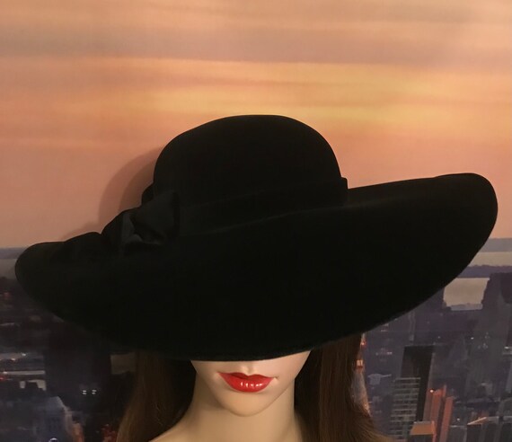 Beautiful vintage black velvet occasion hat by Ja… - image 9