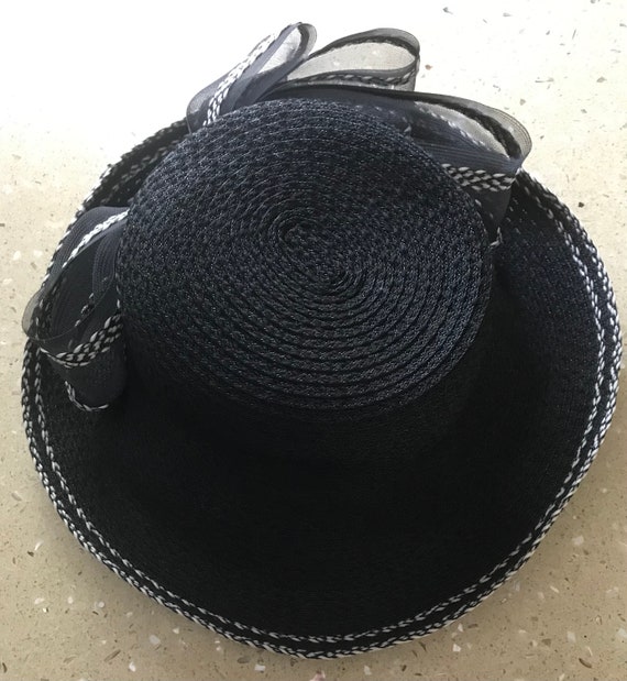 Vintage black and white natural fibre summer hat … - image 4