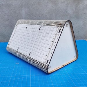 Molde de dobra de couro bloco de triângulo de 3 ângulos - Ferramenta de dobra de carteira de couro - Preto e branco - MDF