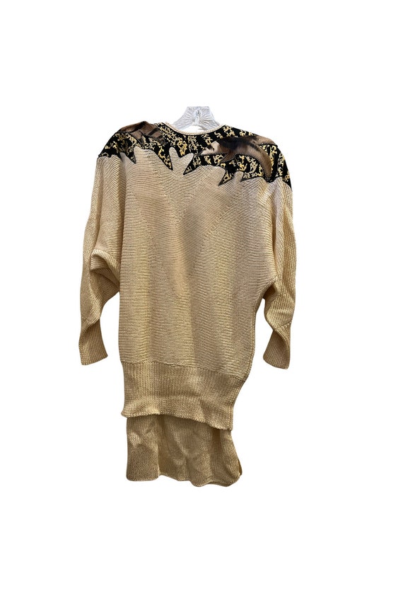 Elizabeth New York Vintage Embellished Sweater Pul