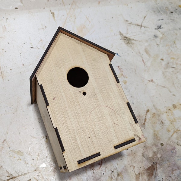 Small Hanging Bird House Laser Cut File SVG (0.25 inch/6mm)