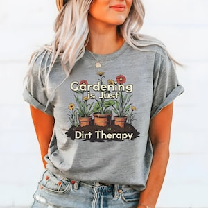 Gardener T Shirt, Plant Lover Shirt, Farmer T Shirt, Dirty Hoe is a Happy Hoe Shirt, Gift For Gardeners, Botanical Shirt, Gardening, Plants