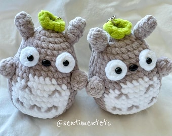 Crochet Totoro Keychain, Handmade Amigurumi Totoro Plush with Sprout, Cute Kawaii Bag Charm Gift