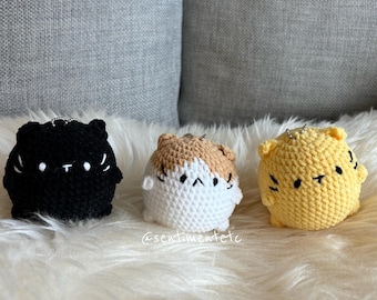 Crochet Cat Keychain, Amigurumi Squishy Kitten Charm, Cute Cat Plush Keyring, Handmade Kawaii Animal Bag Charm Gift