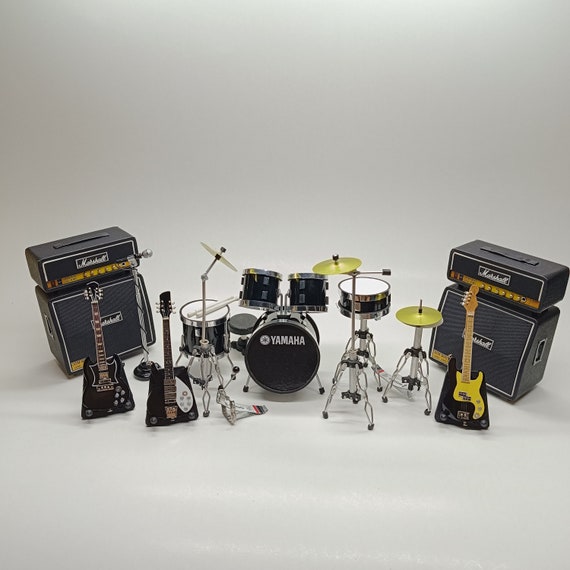 ミニチュア楽器セット：1/12スケールヤマハドラム、ギター、アンプ
