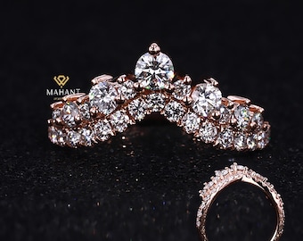 Tiara Curved Lab Grown Diamond Wedding Band Vintage Chevron Stacking Matching Band 14K Solid Gold V Shape Half Eternity Band Promise Ring